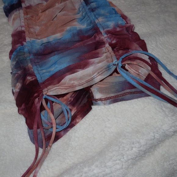 Dress - Picture 2 of 3